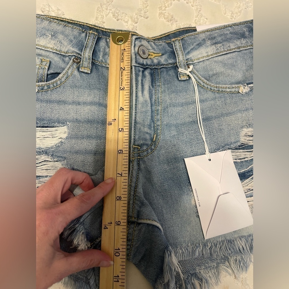 KanCan Jean shorts Midrise New with Tags - Picture 7 of 8